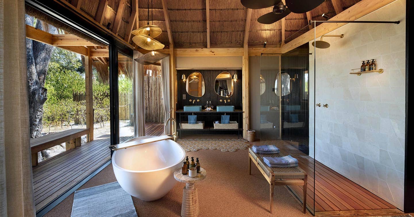 Bathroom at Tawana Lodge in Moremi Game Reserve